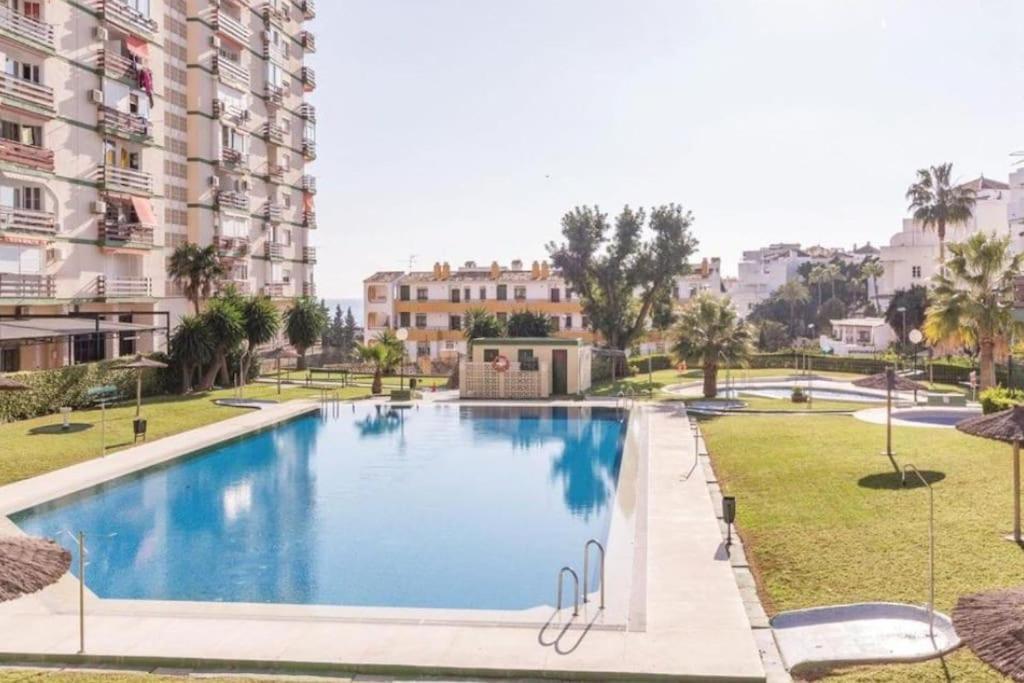 Estudio Con Vista Al Mar A 200 Mts De La Playa Benalmadena Bagian luar foto