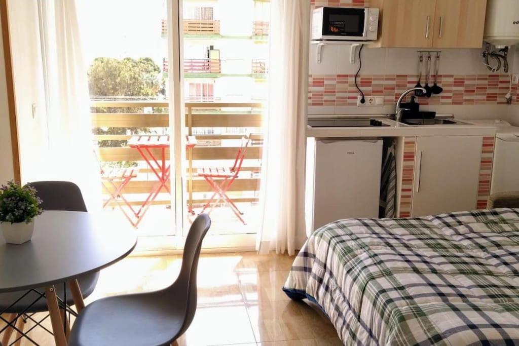 Estudio Con Vista Al Mar A 200 Mts De La Playa Benalmadena Bagian luar foto